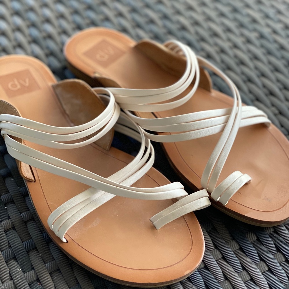 DV sandals